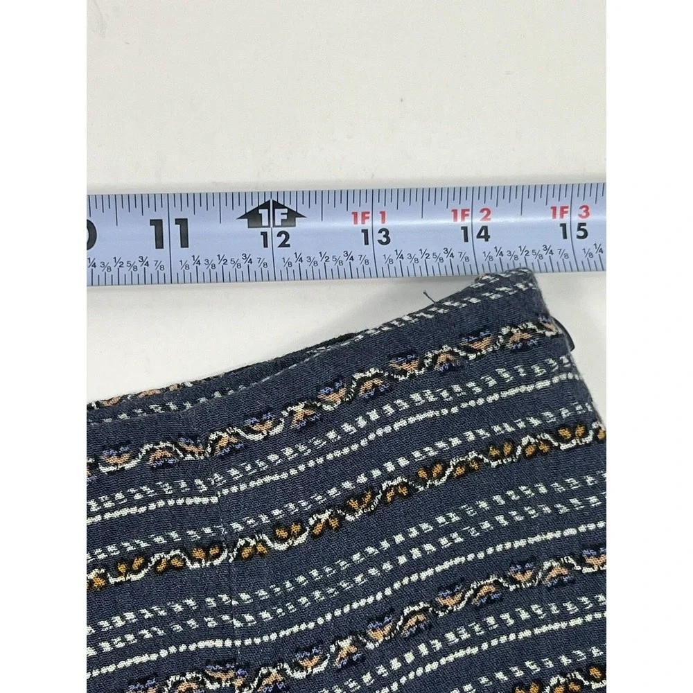 Honey Belle Shorts Junior's Size Large Gray Blue‎ White Multi Lined NWT
